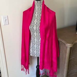 Pashmina and silk scarf/wrap